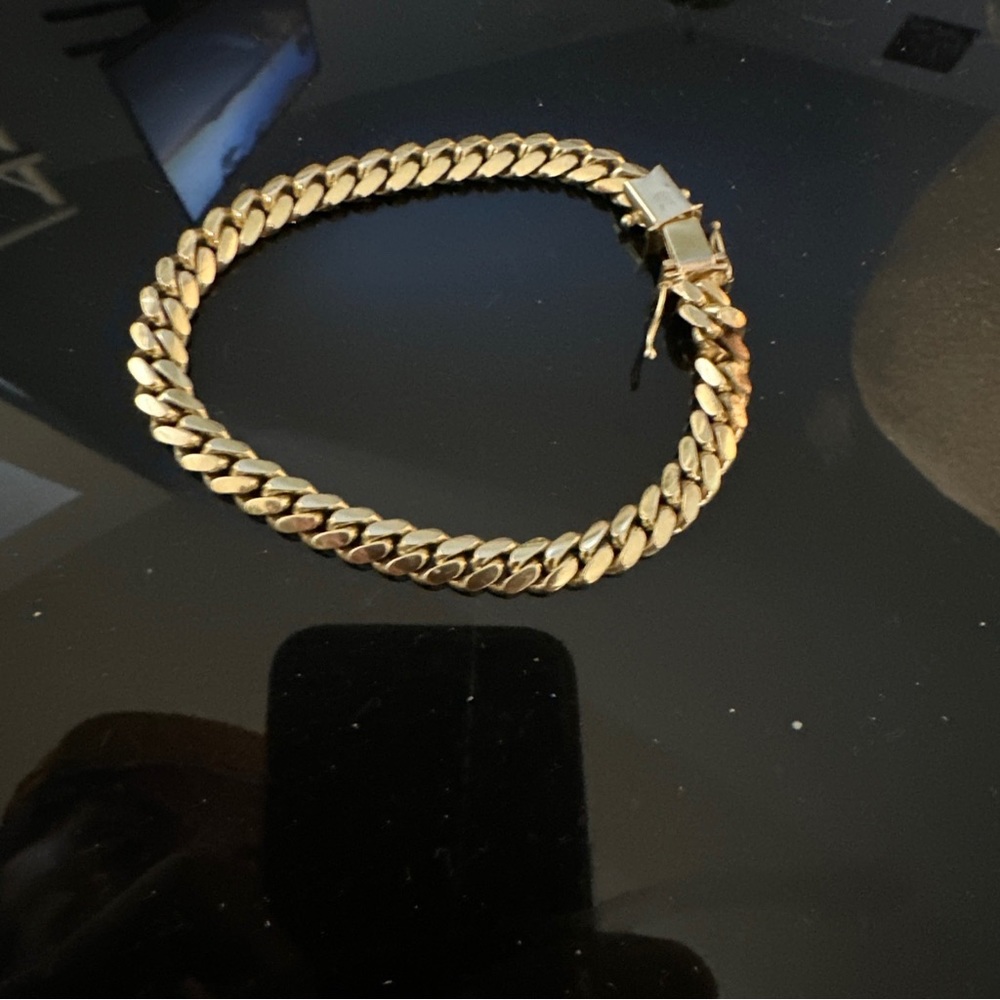 COPY - 14k solid gold Miami Cuban link Bracelet 7mm 8inch.